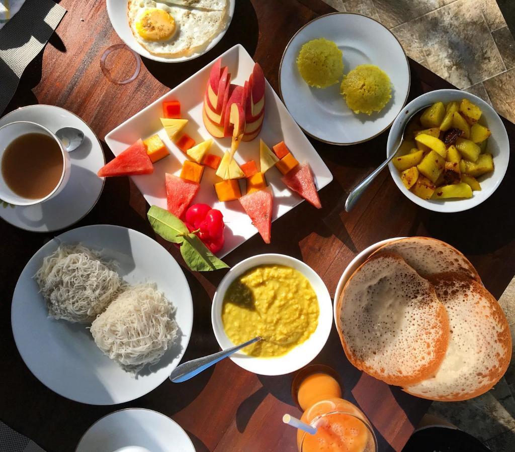 Ceylonika Rest Hotell Bentota Exteriör bild
